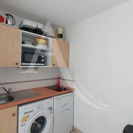 Apartment 4 Pers Res 1ere Ligne Avec Piscine Sete